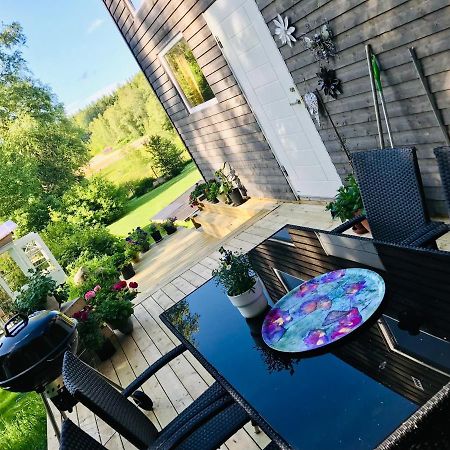 15 Min Fran Ullared! Ny Stuga Med Hoeg Standard! Alvsered Luaran gambar